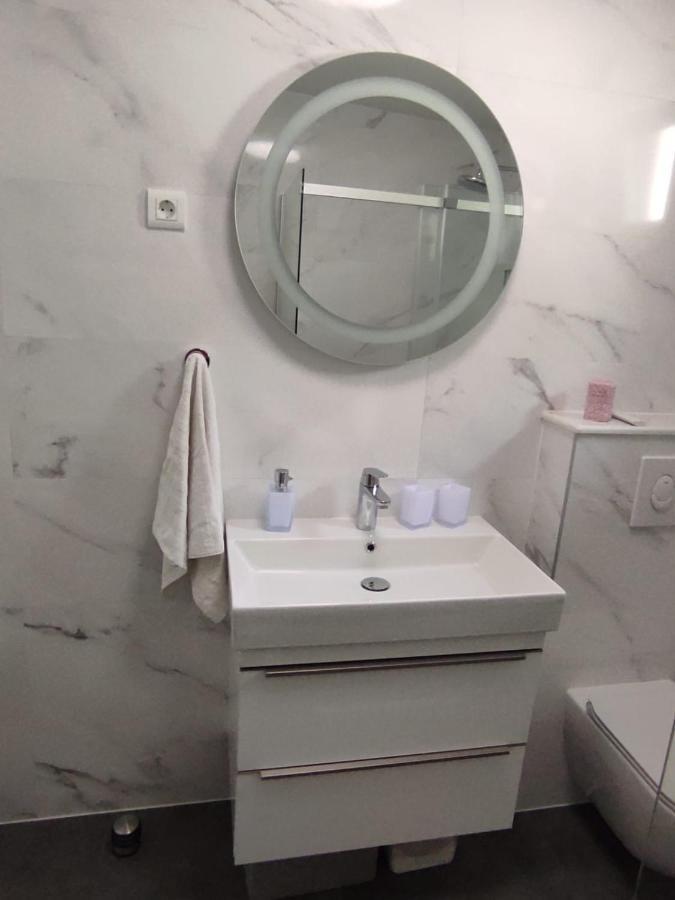 Apartman Koko With Private Jacuzzi 마카르스카 외부 사진