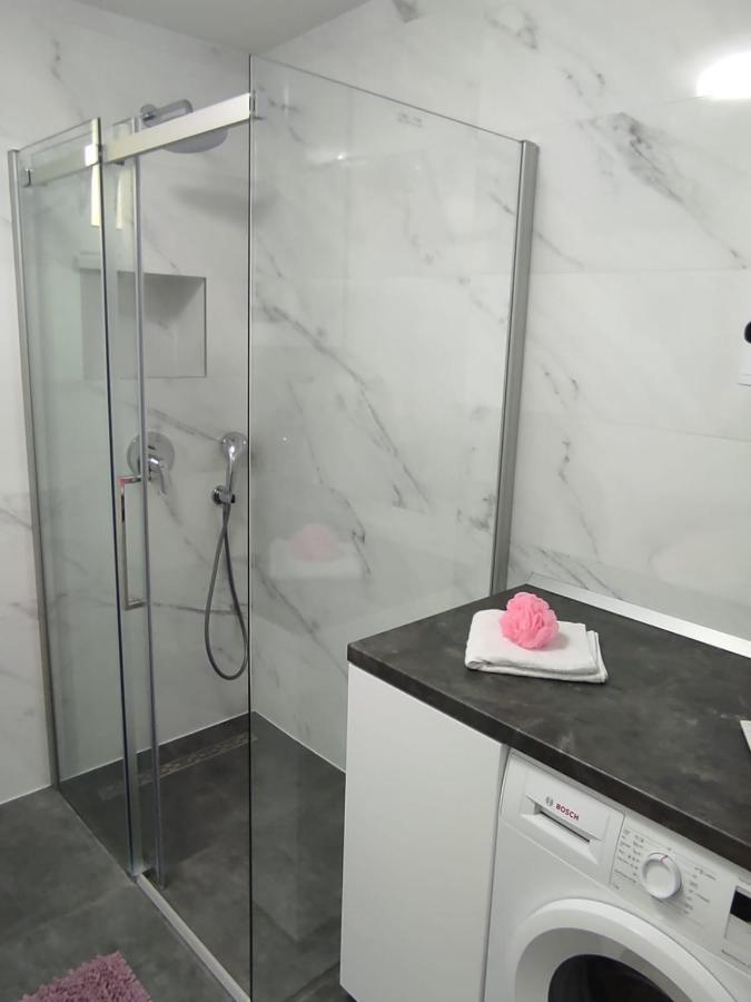 Apartman Koko With Private Jacuzzi 마카르스카 외부 사진