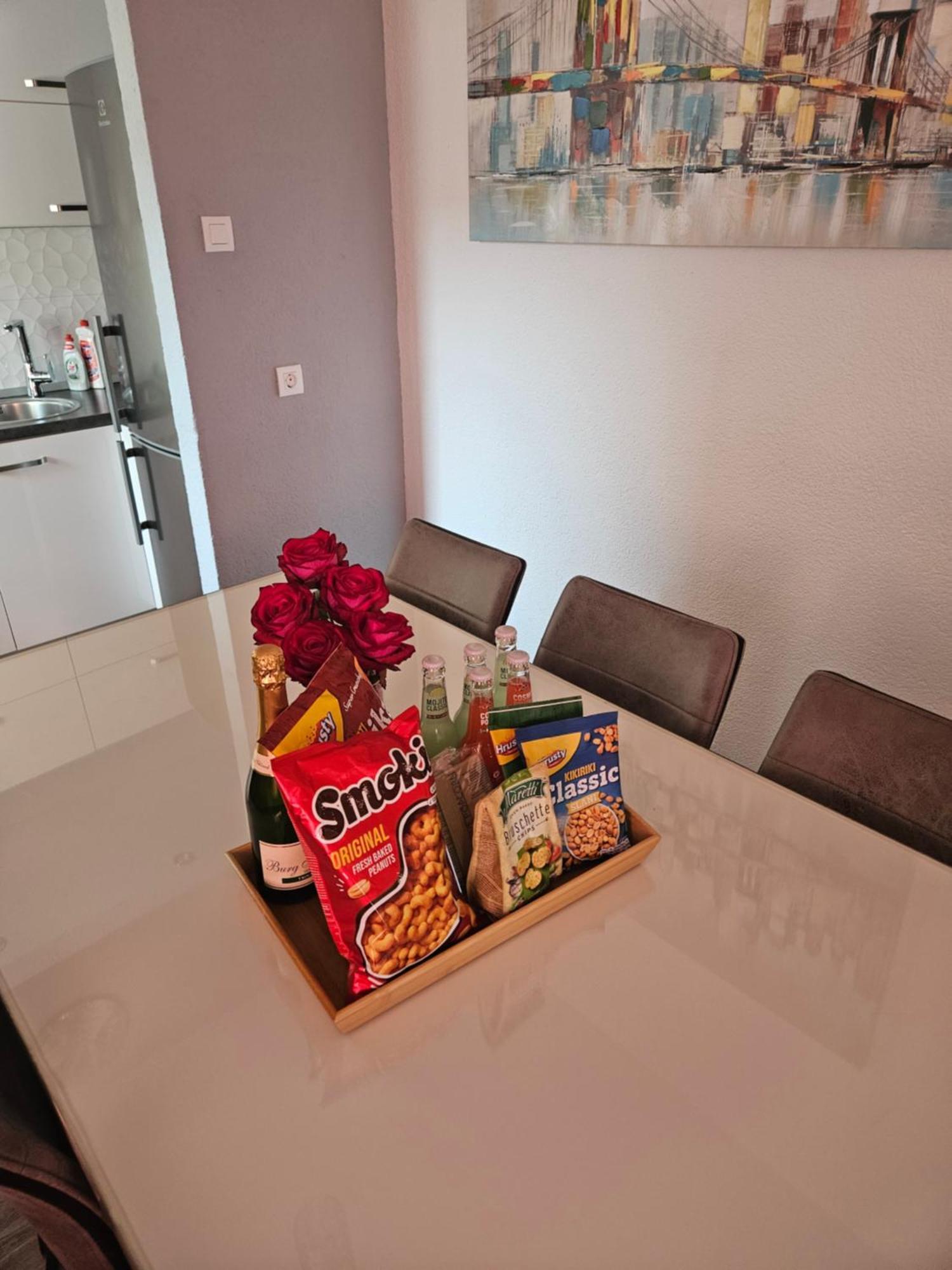 Apartman Koko With Private Jacuzzi 마카르스카 외부 사진