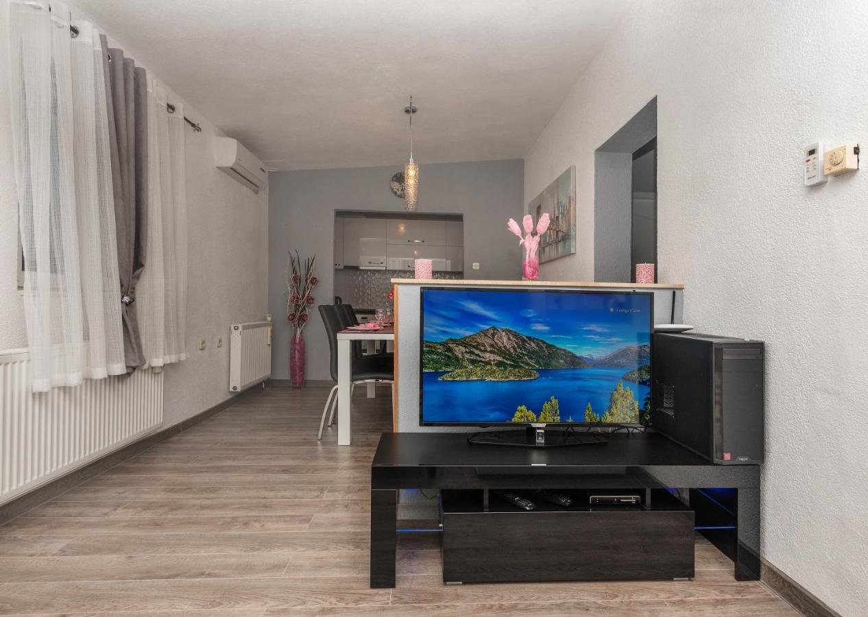 Apartman Koko With Private Jacuzzi 마카르스카 외부 사진